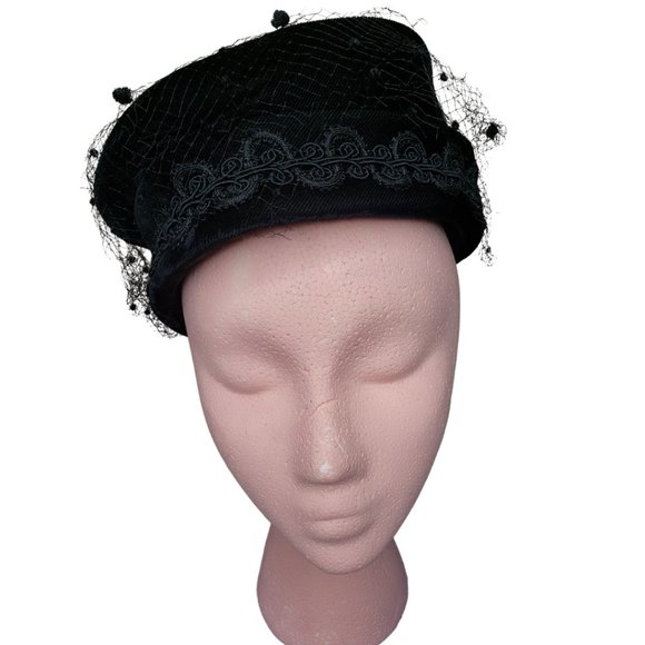 Accessories - Ladies vintage hat